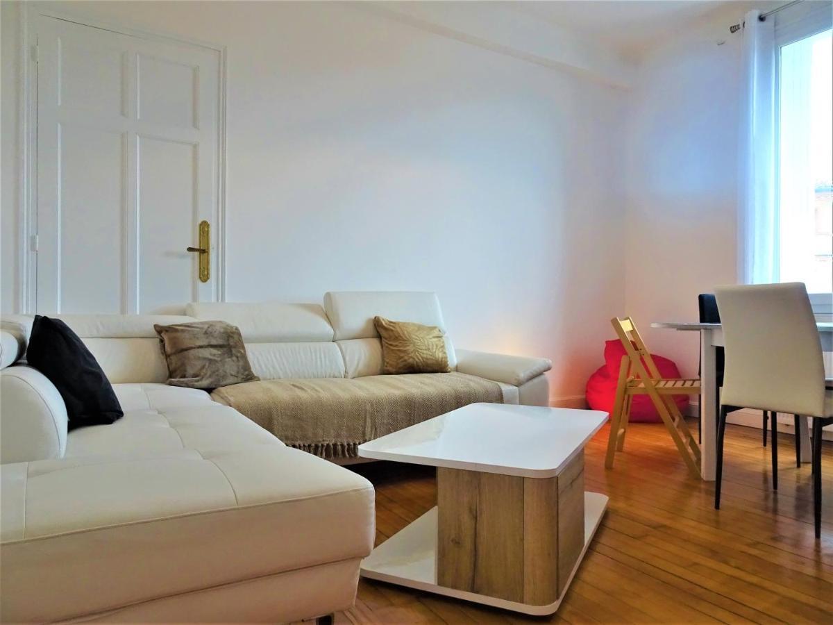 Chambre Privee Et Spacieuse Au Sein D'Un Logement Partage - Central, Quartier Villebourbon - 3 Chambres Doubles - 2 Balcons - Places De Stationnements Gratuites - 5 Min A Pied Gare Et Hypercentre Montauban Bagian luar foto