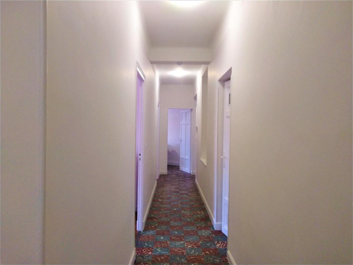 Chambre Privee Et Spacieuse Au Sein D'Un Logement Partage - Central, Quartier Villebourbon - 3 Chambres Doubles - 2 Balcons - Places De Stationnements Gratuites - 5 Min A Pied Gare Et Hypercentre Montauban Bagian luar foto