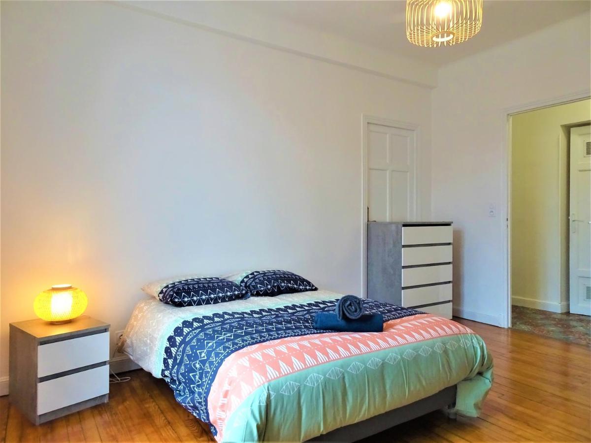 Chambre Privee Et Spacieuse Au Sein D'Un Logement Partage - Central, Quartier Villebourbon - 3 Chambres Doubles - 2 Balcons - Places De Stationnements Gratuites - 5 Min A Pied Gare Et Hypercentre Montauban Bagian luar foto